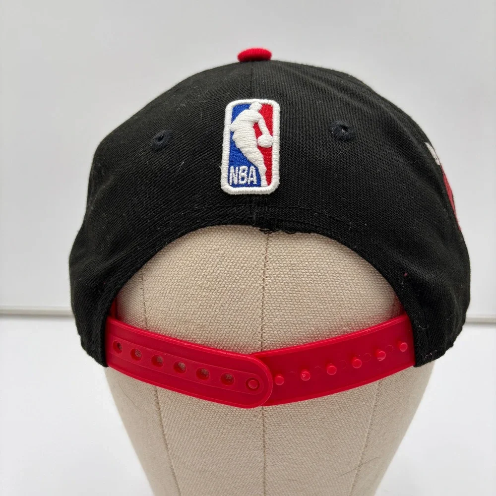 New Era‎ Chicago Bulls 9FIFTY Snapback Hat Youth Black Red NBA Basketball Cap
